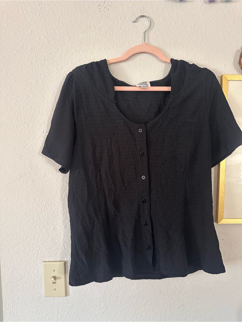 Unique Vintage XL/14 Oversized Black T-shirt Textured